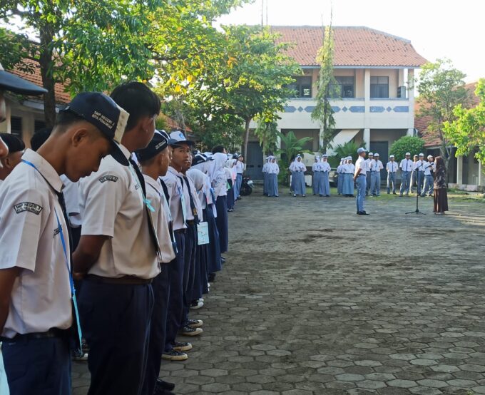 MPLS Hari Pertama: Langkah Awal Menuju Siswa Hebat SMK Gatra Praja Pekalongan